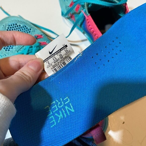 Nike - Free TR Focus Flyknit Teal Blue Pink Pink Black - Women's 8 FLAWED. - Picture 9 of 9
